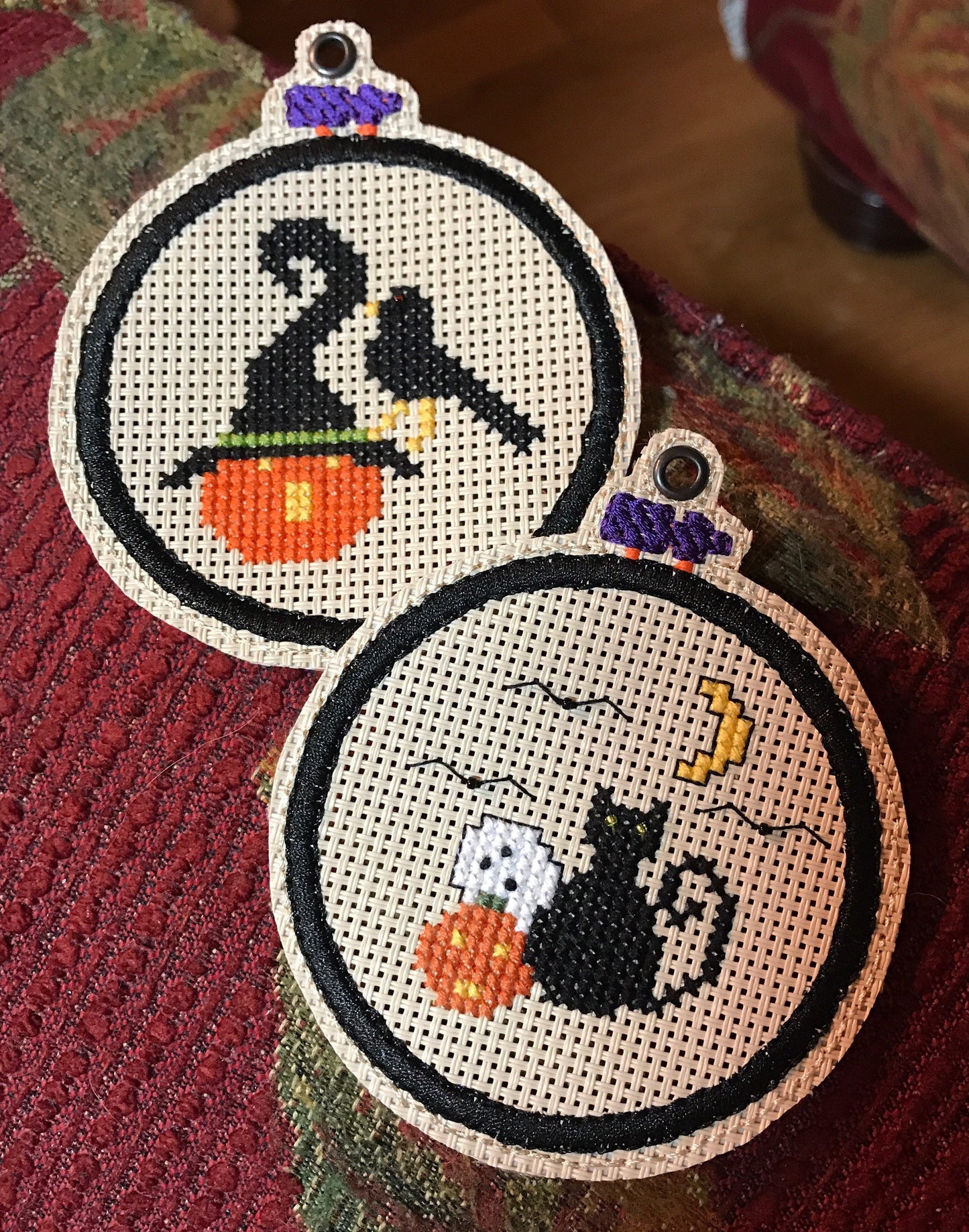 Praiseworthy Stitches’s Zippy Hoop Patterns
